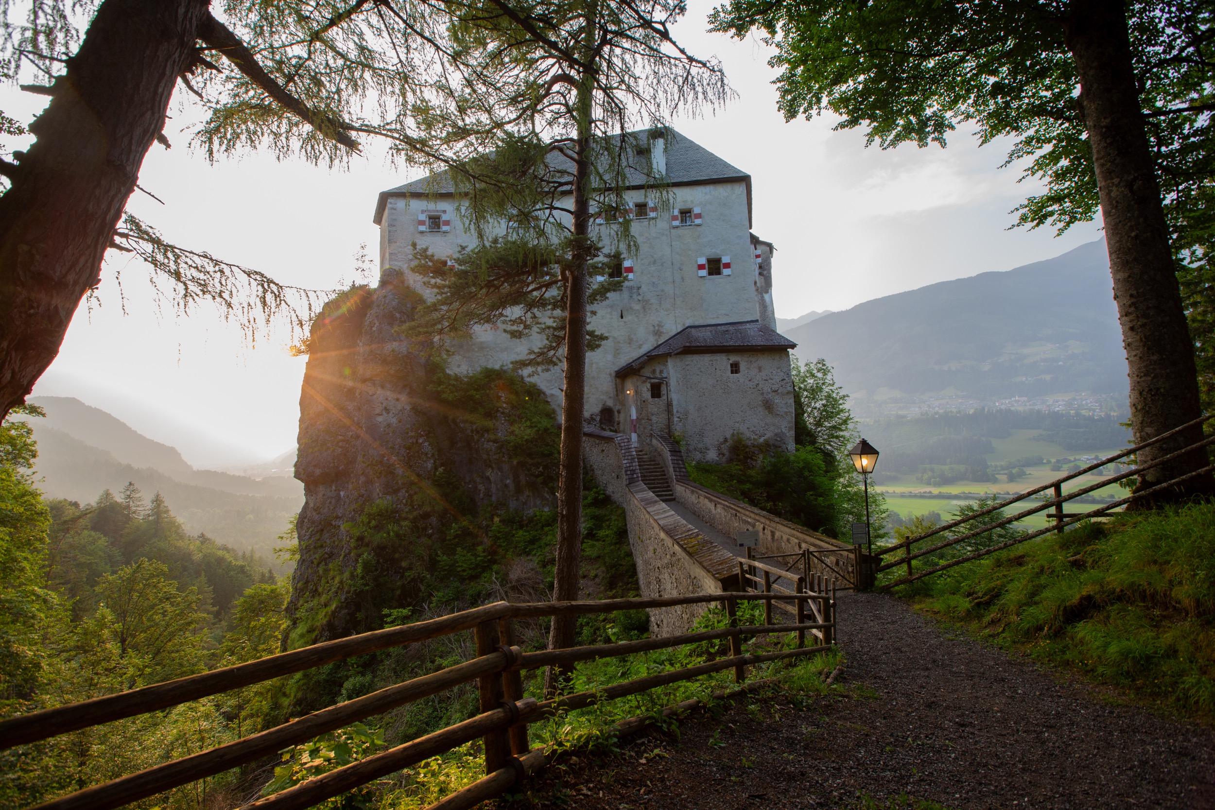Schloss Stein Drautal Aussenansicht des Schlosses 16