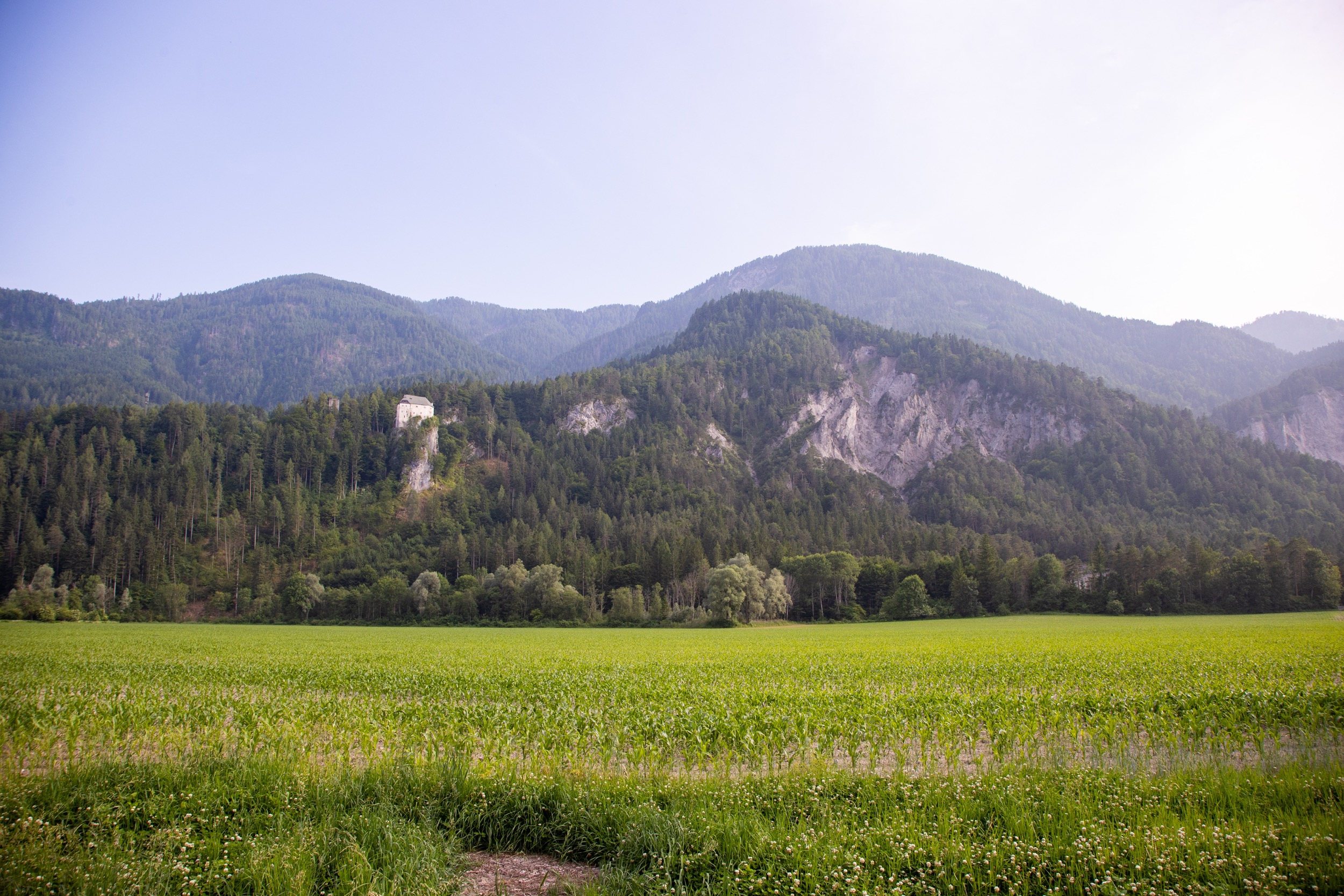 Schloss Stein Drautal Aussenansicht des Schlosses 8