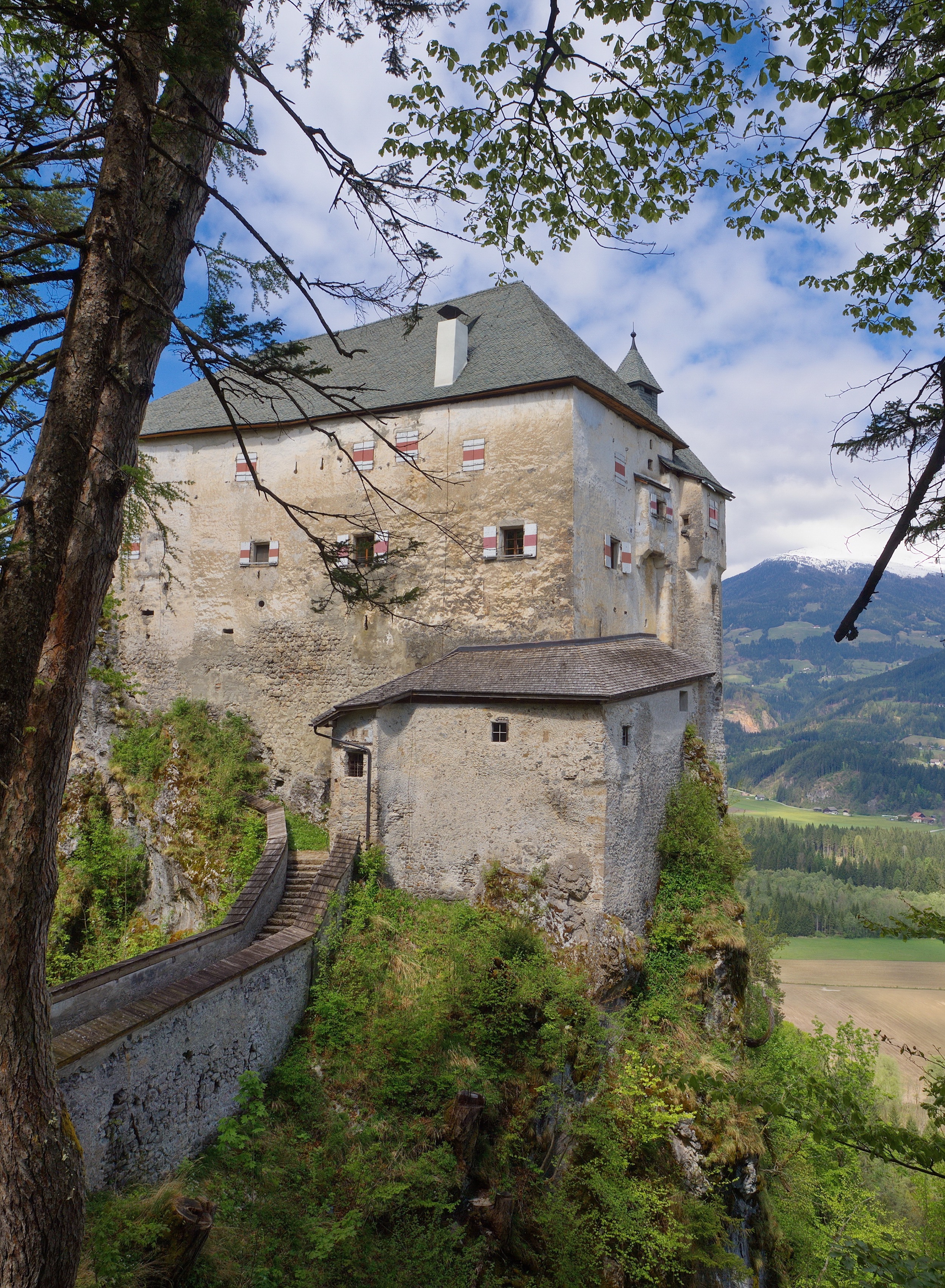 Schloss-Stein-Drautal-Castle-1
