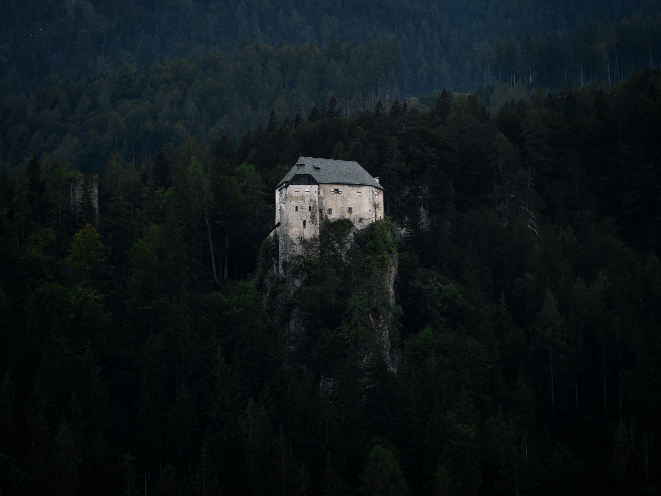 Schloss Stein Drautal Castle 3