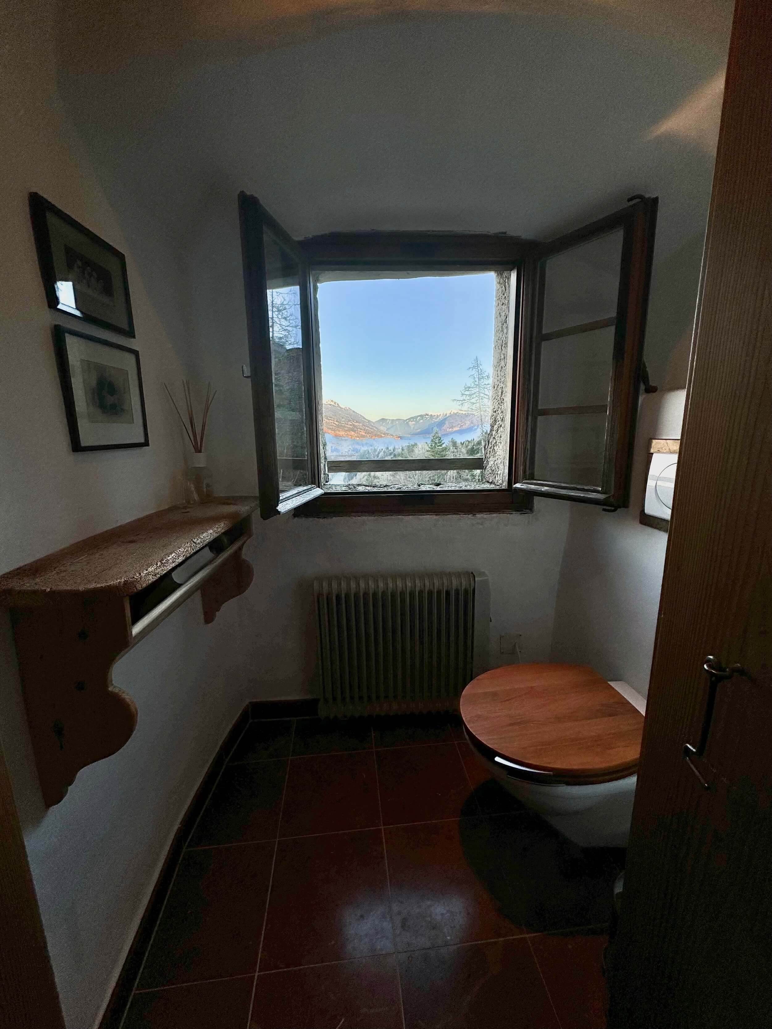 Schloss-Stein-Drautal-WC-Ausblick