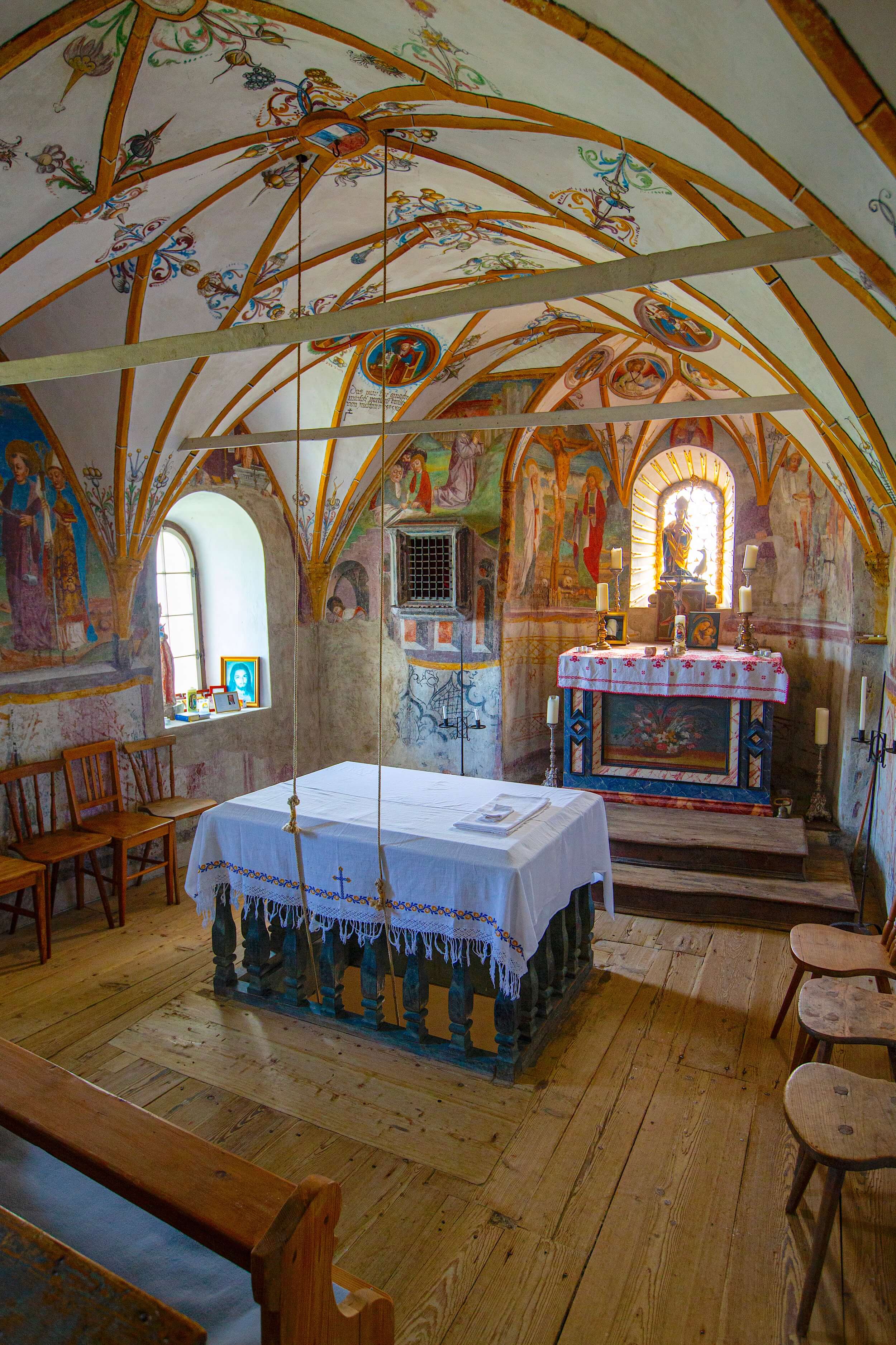 Schloss-Stein-Kapelle-Altar-2